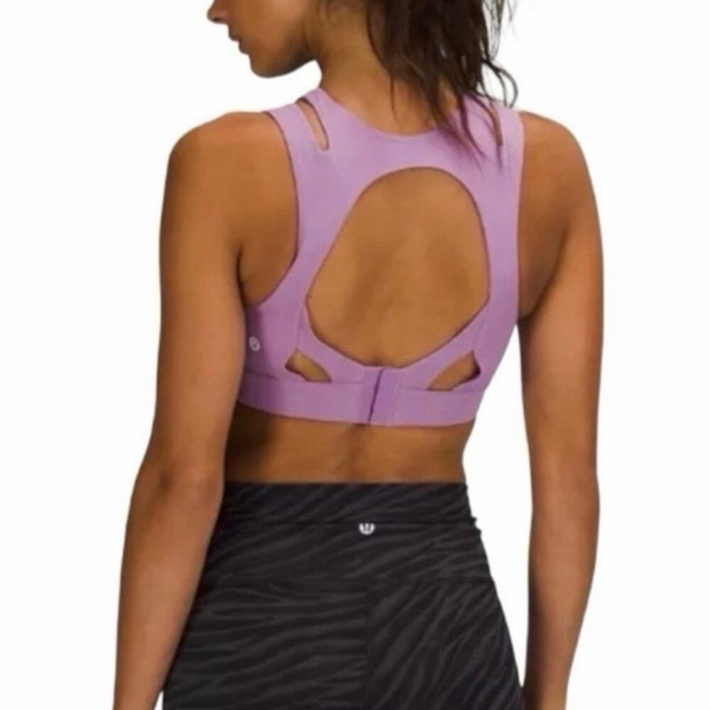 Lululemon Strong Front Cropped Sports Bra Lavender Purple Size 6 B/C - Picture 2 of 6